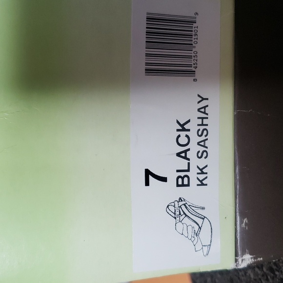 Kate & Kelly Sashay Peep Toe Heels - Picture 7 of 7